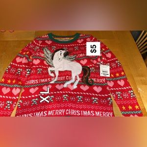 Women’s clothing in good condition